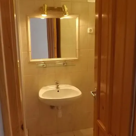 Apartment Klassz Apartmanhaz *