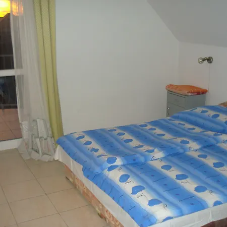Klassz Apartmanhaz Appartement
