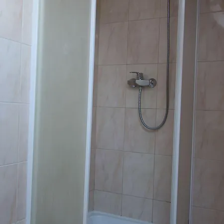 Apartment Klassz Apartmanhaz *