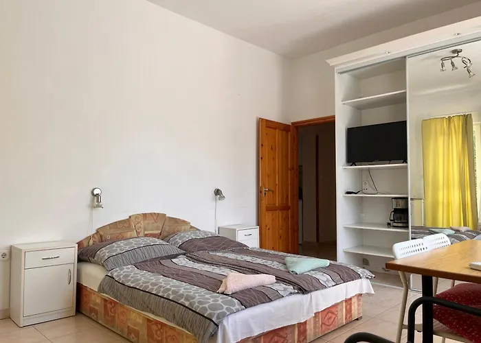 Klassz Apartmanhaz Балатонфюред